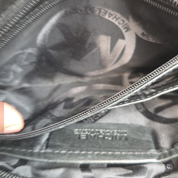 MICHAEL KORS BLACK LEATHER WEBSTER WRISTLET BAG - No Strap - Picture 7 of 14